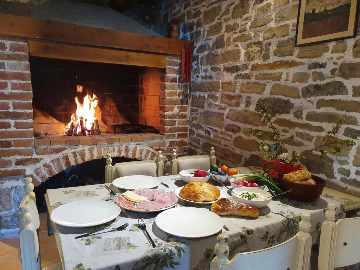 Casa Leonarda, Old Authentic Istrian Stone House Near Motovun, Central Istria Zamask Kültér fotó