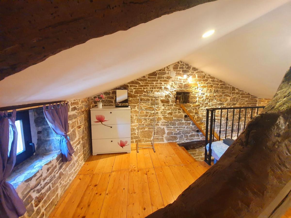 Casa Leonarda, Old Authentic Istrian Stone House Near Motovun, Central Istria Zamask Kültér fotó
