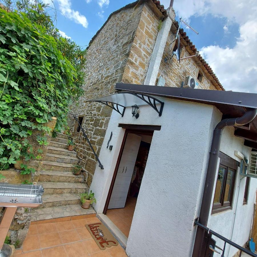Casa Leonarda, Old Authentic Istrian Stone House Near Motovun, Central Istria Zamask Kültér fotó